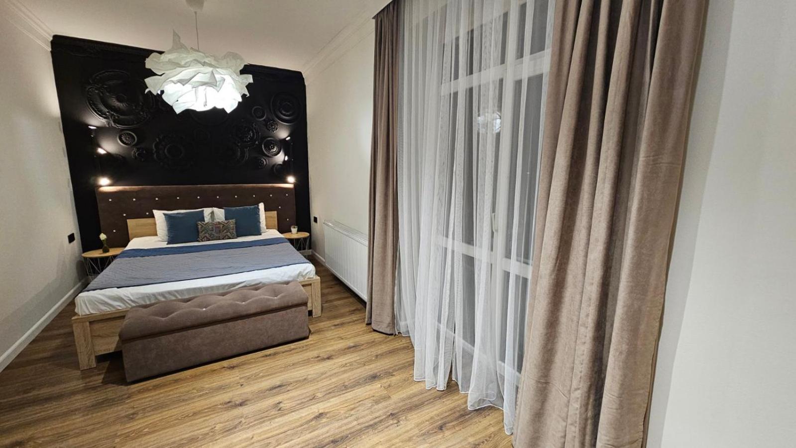 Black Room Apartment Mukačevo Esterno foto