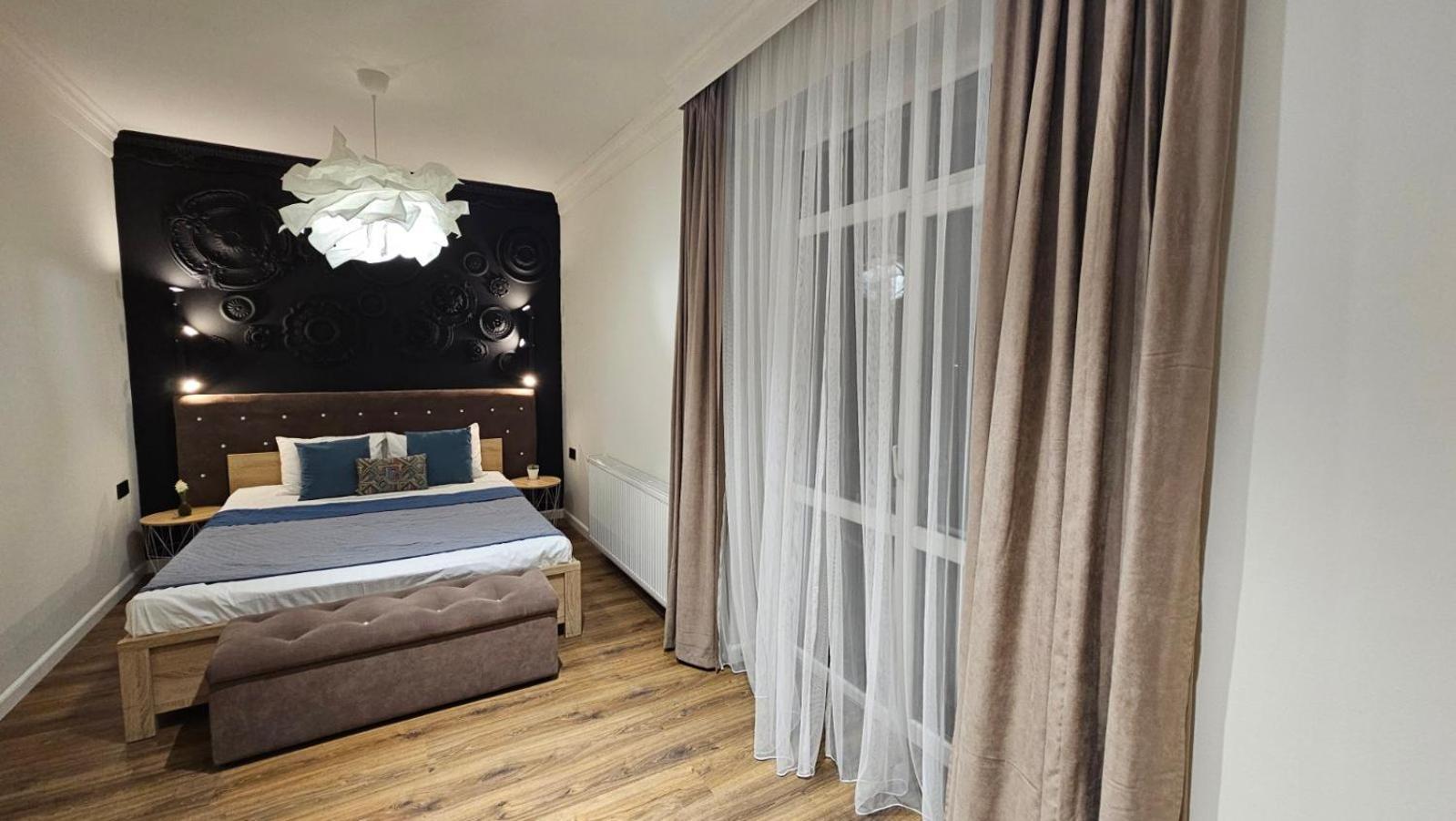 Black Room Apartment Mukačevo Esterno foto