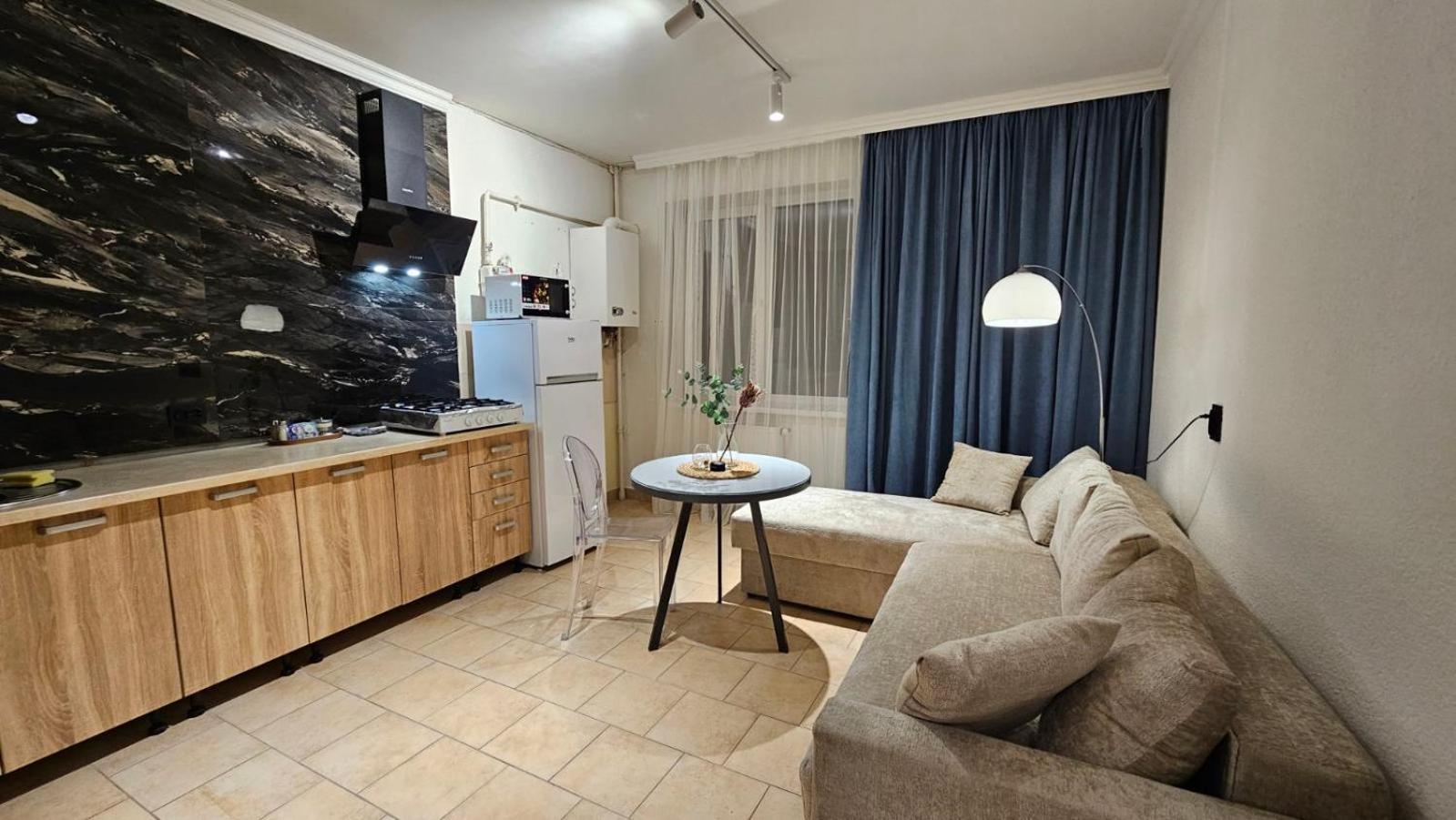 Black Room Apartment Mukačevo Esterno foto